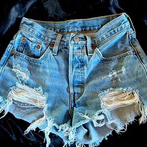 Levi’s High-Waisted 501 Shorts